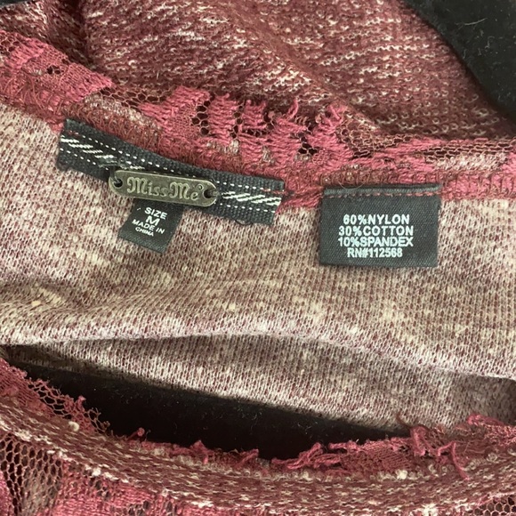 Burgundy sweater with sequence size medium - Picture 4 of 6